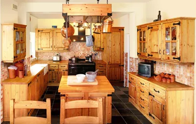 Кухня в деревенском стиле: дизайн интерьера и другие характерные  особенности + фото