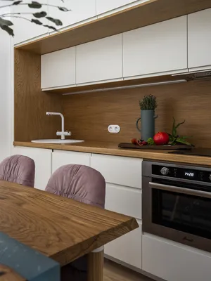 Кухня под дерево: 90 идей дизайна интерьера с деревянными элементами от  SALON.ru