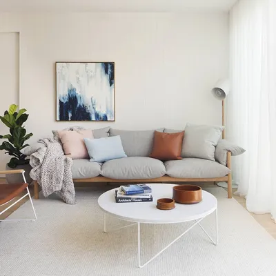 Интерьер маленького зала с одним окном | Фото 2018 | Living room  scandinavian, Living room designs, Living room inspiration