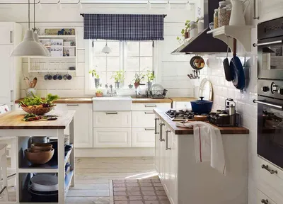 Кухня на даче: белая дачная кухня на фото. Удачные варианты кухонь  дачников. Кухня-гостиная на даче