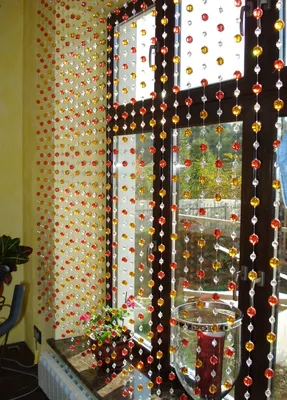 дизайн нитяных занавесей в интерьере кухни | Beaded curtains, Beaded door  curtains, Crystal curtains