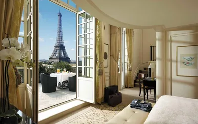 Французский балкон — уникальное остекление для вашего уюта и комфорта