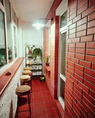 Дизайн маленького балкона: интересные идеи обустройства интерьера, фото  примеров