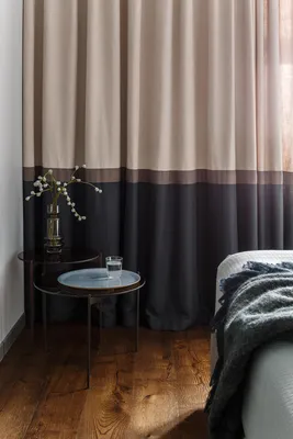 Дизайн штор для спальни с балконом в современном стиле более 40 фото