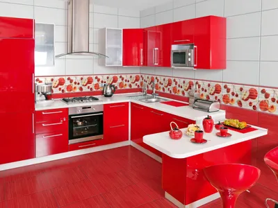 Интерьер кухни с красным гарнитуром - 66 фото