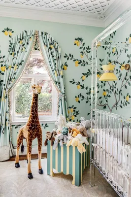 Обои с лимонным мотивом в изумительной детской комнате - Фотографии  красивых интерьеров