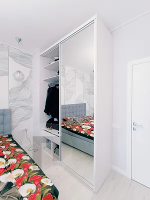 Встроенный шкаф в спальню зеркальный на заказ |1278