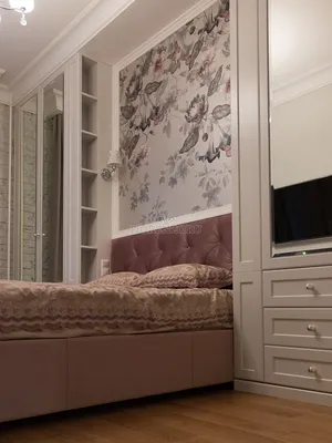 Шкафы по бокам от кровати в спальне | Белая мебель для спальни, Кровати,  Планировки спальни