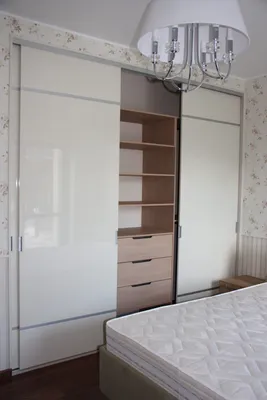 №17. Встроенный шкаф с безпрофельными фасадами в спальню | DM-DECORDM-DECOR