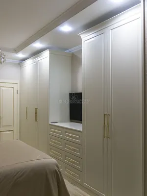 Шкаф под телевизор (стенка) | Строительство туалета, Белая мебель для  спальни, Роскошные спальни