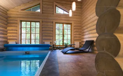 Интерьер деревянного дома с бассейном от мастерской \"ARTROOM\"