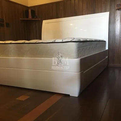 Белая глянцевая кровать КРМ 13 купить на заказ по Вашим размерам в Москве