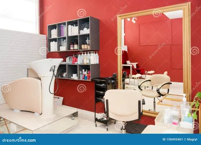 Современный салон яркой красоты салон для волос или косметический магазин,  парикмахерская и маникюрный салон Стоковое Изображение - изображение  насчитывающей зеркало, крыто: 158493461