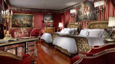 Пример дизайна спальни в классическом стиле | Обои для телефона
