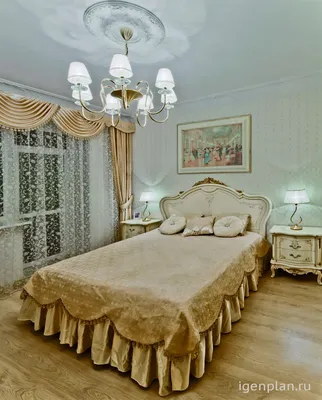 интерьер спальни в Классическом стиле, в Русском стиле , c настольной лампой