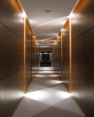 Коридор офиса | Corridor design, Ceiling design, Lobby design