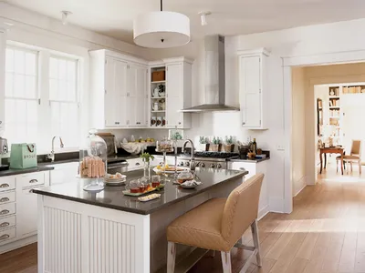 Кухня в частном доме - создаём уют и красоту на 60 фото