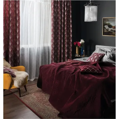 Красная штора в интерьере: на кухню, в зал, в спальне, классическая  гостиная фото