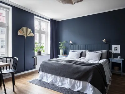 Синий цвет в интерьере спальни - 48 фото в разных стилях