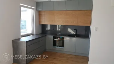 Современная угловая кухня со встроенной техникой К827 под заказ в Минске