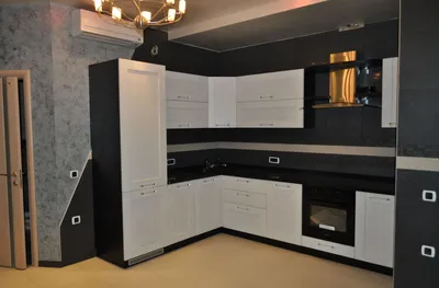 Угловые кухни со встроенным холодильником - купить недорого на заказ от  производителя в Москве - Фабрика