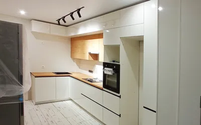 Угловая кухня со шкафом для газового котла | liskimebel.ru