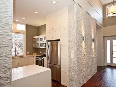 Дизайн стен на кухне: варианты отделки стен на кухне керамической плиткой,  декоративным кирпичом, штукатуркой и т.д.