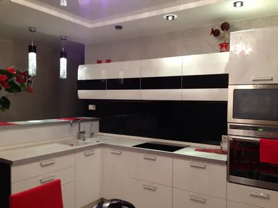 Дизайн квартир фото - белая кухня - черно-белый дизайн