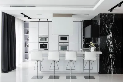 барная стойка в дизайне черно-белой кухни-гостиной - Ремонт без проблем