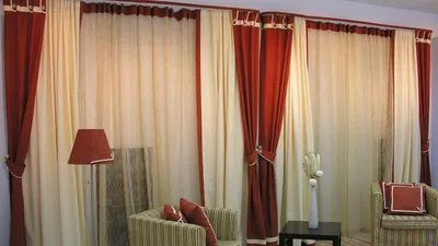 Красные шторы в интерьере гостиной — фото примеров | Блог о ремонте и  дизайне интерьера
