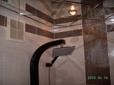 Заказать зеркальный потолов в ванную комнату | Компания ТМТ - Групп