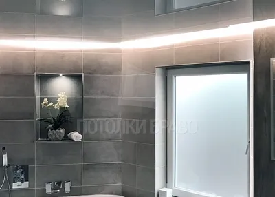 Серый глянцевый натяжной потолок для ванной комнаты НП-1293 - цена от 1130  руб./м2