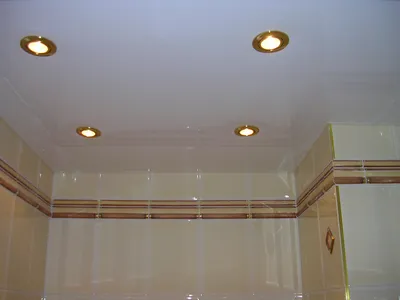 Натяжные потолки в ванной — GostaPotolok
