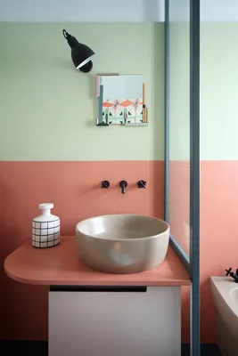 Покраска стен спальни в 2 цвета и другие необычные способы окраски | Houzz  Россия