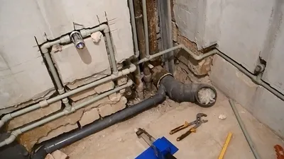 Монтаж труб в ванной в Екатеринбурге