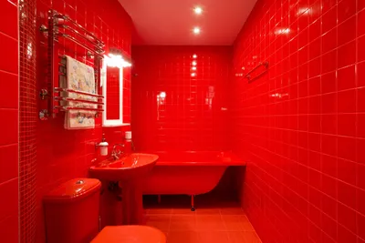 Красная ванна – как добавить нотку роскоши в вашу ванную
