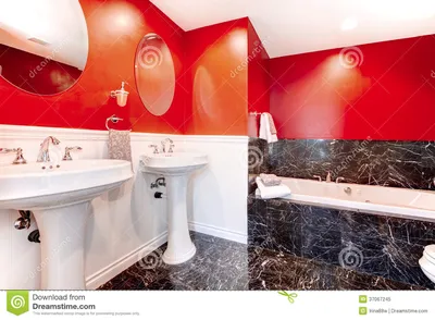 Впечатляющая черная и красная ванная комната Стоковое Изображение -  изображение насчитывающей пол, имущество: 37067245