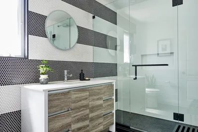 Бирюзовые ванные комнаты с черно-белой плиткой –135 лучших фото-идей  дизайна интерьера ванной | Houzz Россия