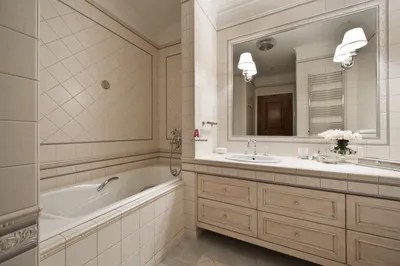 Дизайн ванной комнаты в светлых тонах - 57 фото