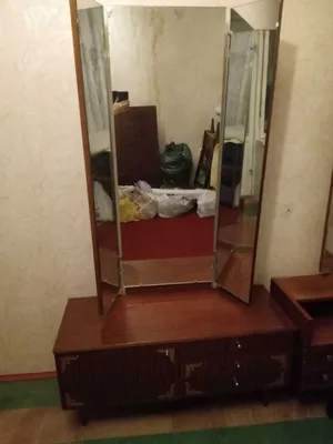 Советское трюмо трельяж с зеркалом , зеркала, прихожая: 340 грн. - Мебель  для прихожей Днепр на Olx