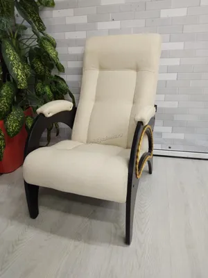 Кресло для отдыха Модель 41 с лозой (Венге/Ткань молочная Malta 01 A)  купить в Находке по низкой цене в интернет магазине мебели