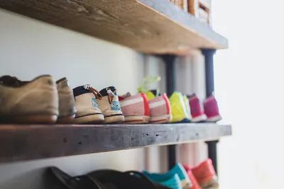Хранение обуви в прихожей – идеи и варианты, как хранить обувь в прихожей и  куда ставить грязную | Houzz Россия