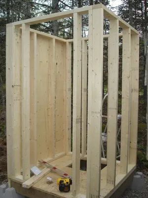 Как построить деревянный туалет на даче | Уличный туалет, Туалет на улице,  Садовые строения