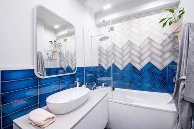 Маленькие ванные комнаты с полом из керамогранита –135 лучших фото-идей  дизайна интерьера ванной | Houzz Россия