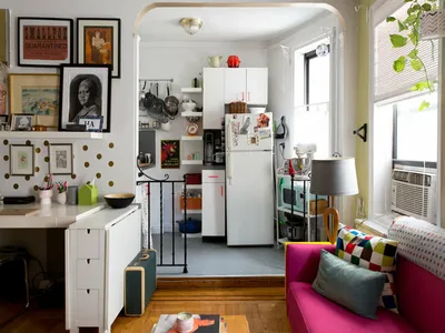 Реальные примеры дизайна маленькой кухни-гостиной, визуально увеличивающие  квартиру | Заметки дизайнера | Дзен