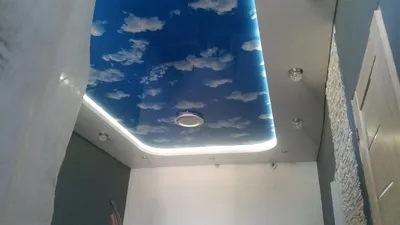 Двухуровневый натяжной потолок с подсветкой в Волгограде