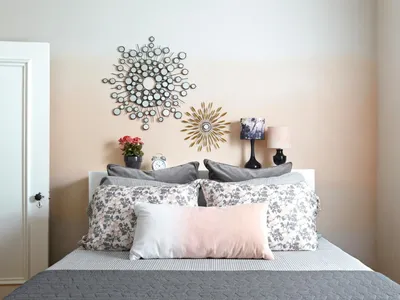 В какой цвет покрасить стены в спальне: варианты и идеи, фото комнаты