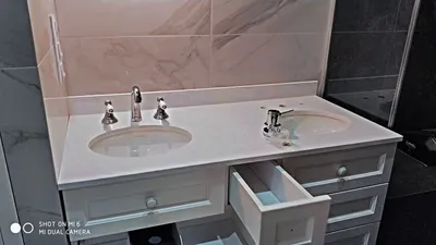 Столешница в ванную комнату под две раковины из чешского агломерата  Technistone NOBLE ARETI BIANCO - «Мир кварца»