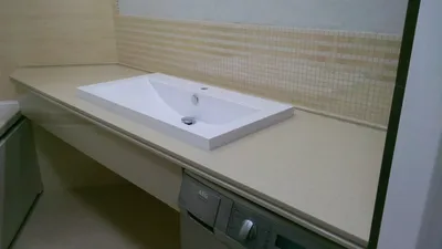 Столешницы для ванной комнаты из искусственного камня в СПб