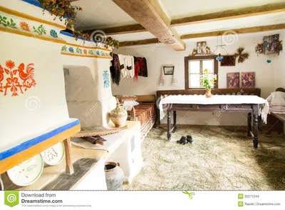 Интерьер старого украинского сельского дома Редакционное Стоковое  Изображение - изображение насчитывающей национально, прялка: 32271244